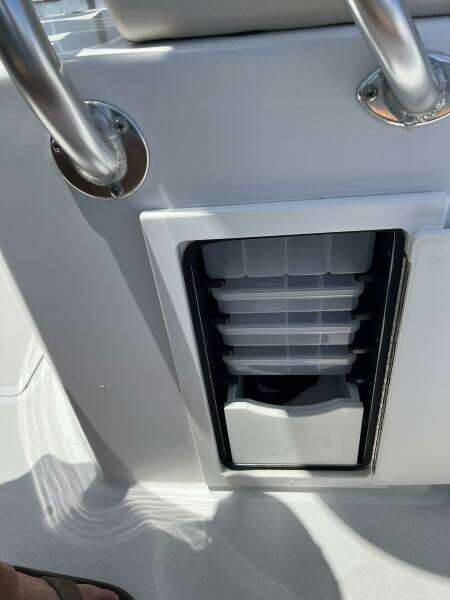 27ft Jarrett Bay Yacht For Sale