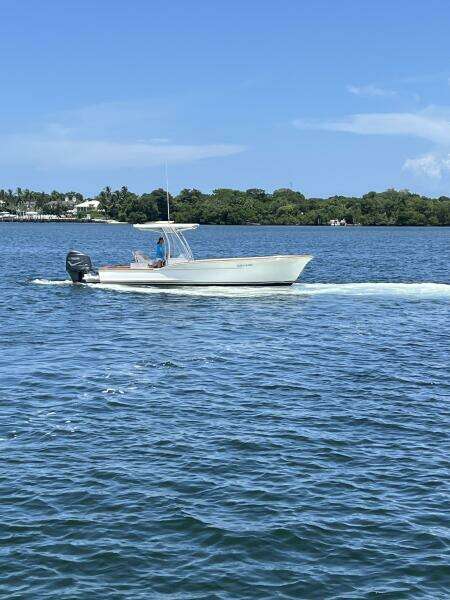 27ft Jarrett Bay Yacht For Sale