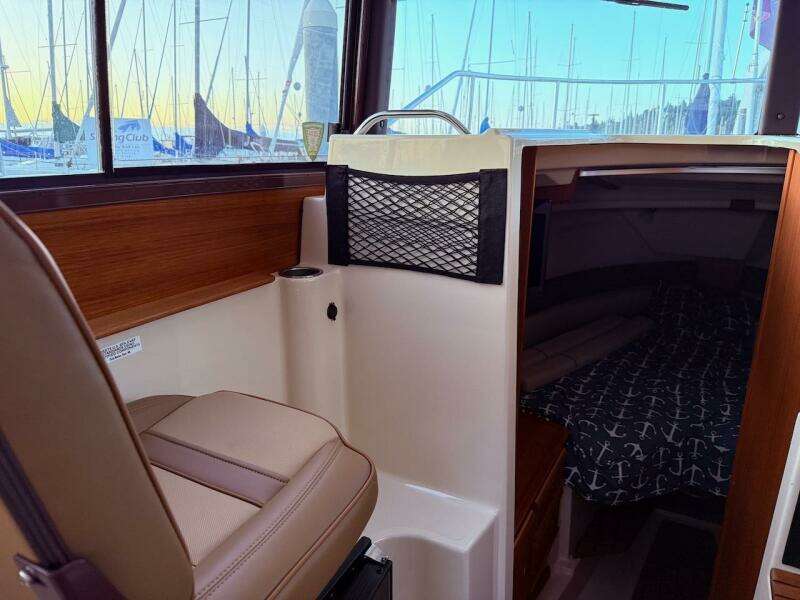 C SHELL 27ft Ranger Tugs Yacht For Sale