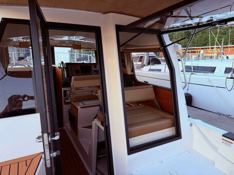 C SHELL 27ft Ranger Tugs Yacht For Sale