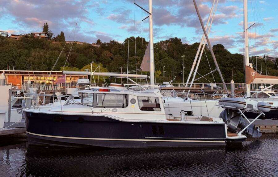 C SHELL 27ft Ranger Tugs Yacht For Sale