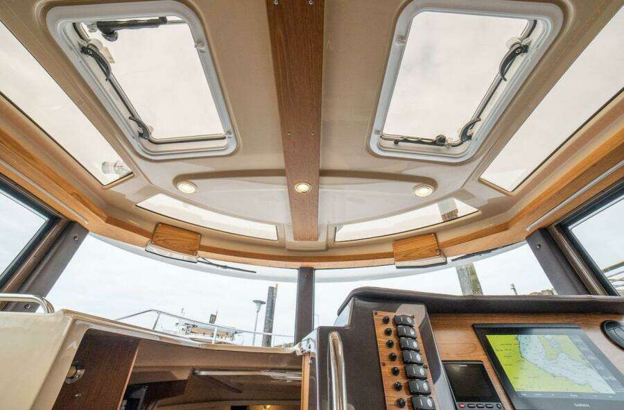 C SHELL 27ft Ranger Tugs Yacht For Sale