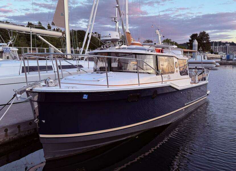 C SHELL 27ft Ranger Tugs Yacht For Sale