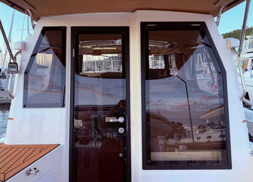 C SHELL 27ft Ranger Tugs Yacht For Sale