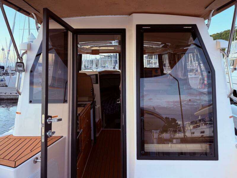 C SHELL 27ft Ranger Tugs Yacht For Sale