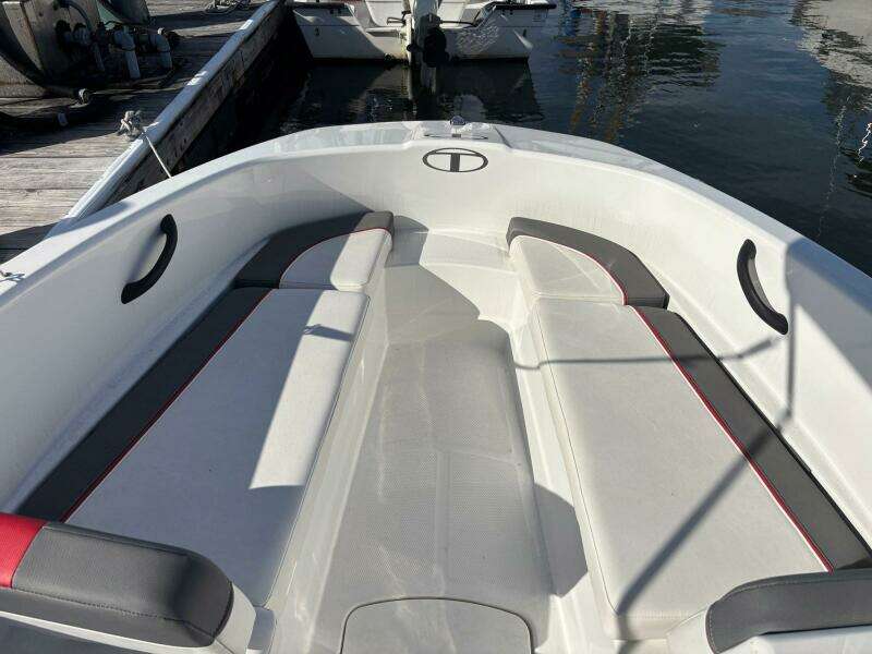 16ft Tahoe Yacht For Sale