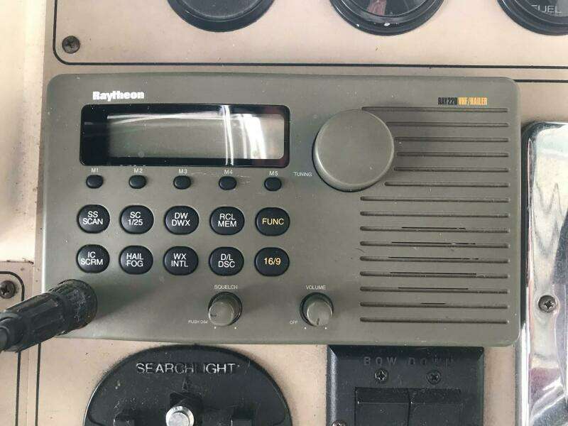Raymarine Marine Radio