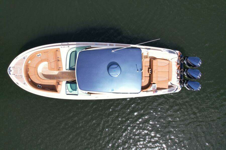 35ft Chris Craft Yacht For Sale