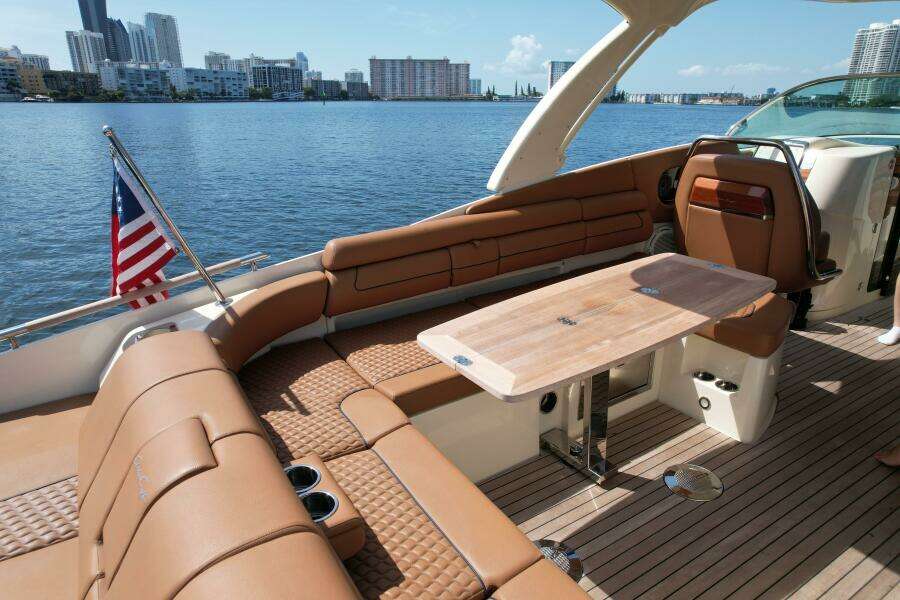 35ft Chris Craft Yacht For Sale