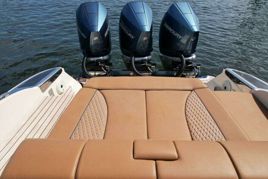 35ft Chris Craft Yacht For Sale