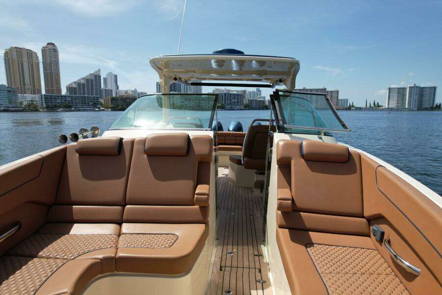 35ft Chris Craft Yacht For Sale
