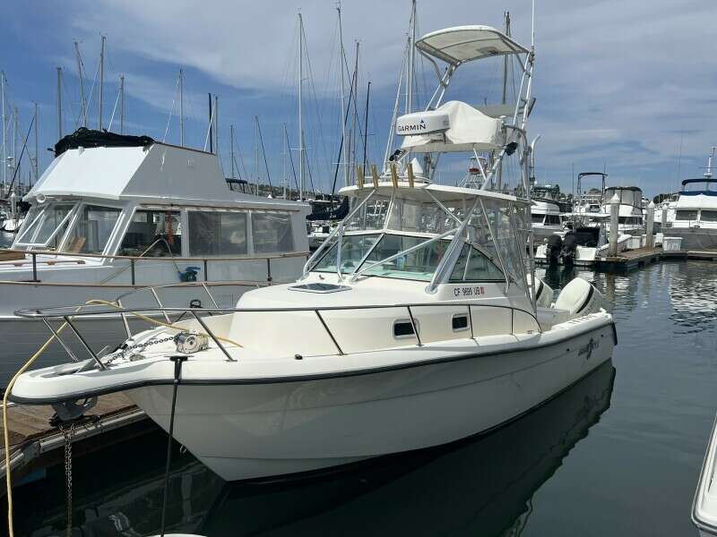 28ft Pursuit Yacht For Sale