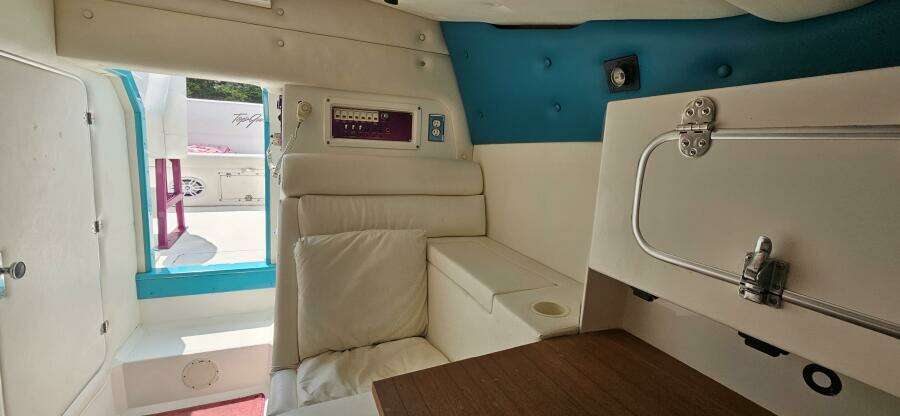 38ft Cigarette Yacht For Sale