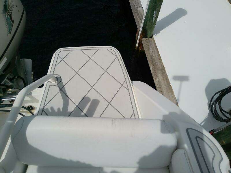 21ft Everglades Yacht For Sale