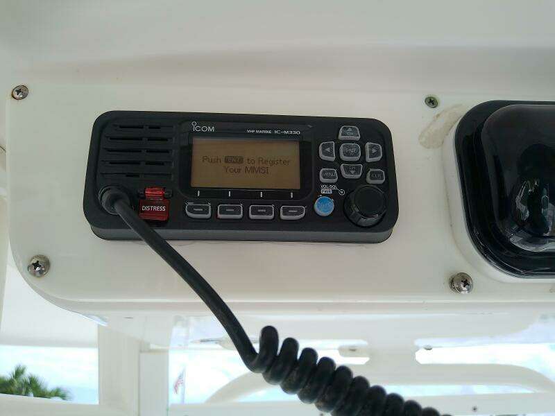 21ft Everglades Yacht For Sale