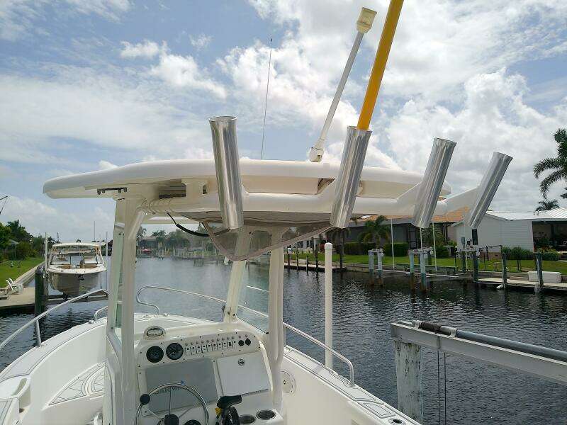 21ft Everglades Yacht For Sale