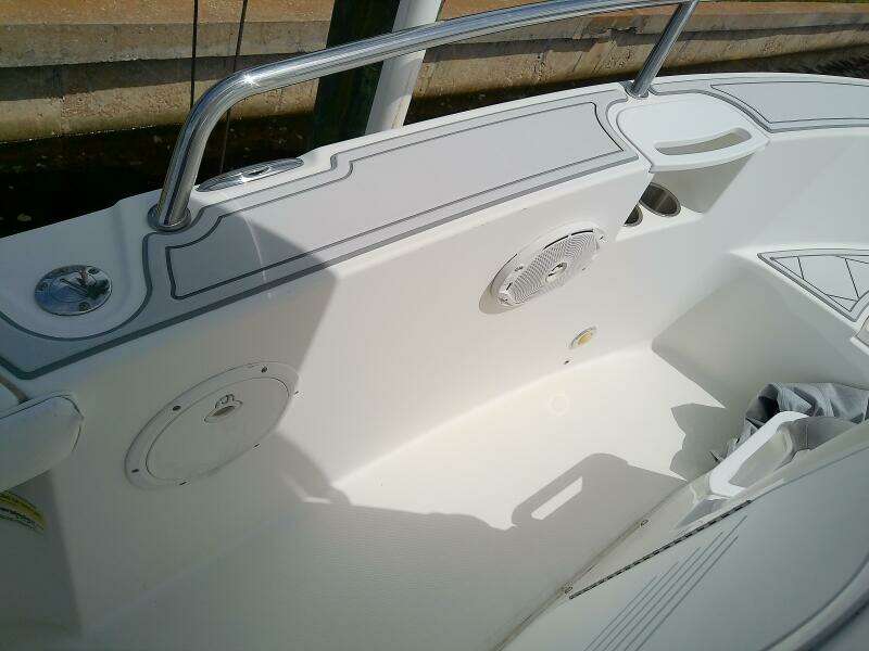 21ft Everglades Yacht For Sale