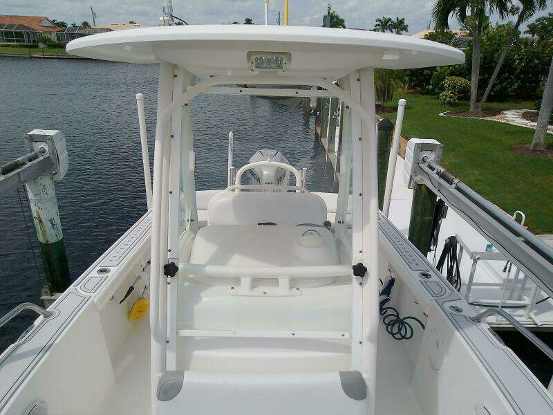 21ft Everglades Yacht For Sale