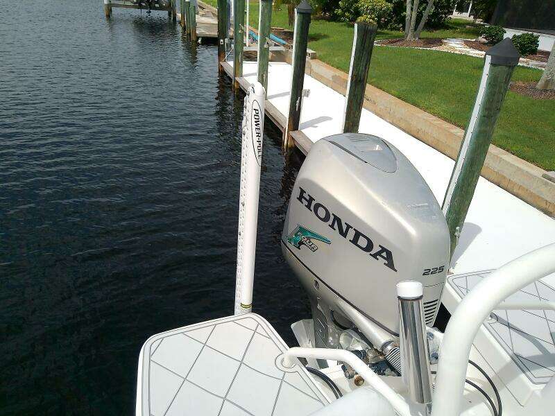 21ft Everglades Yacht For Sale