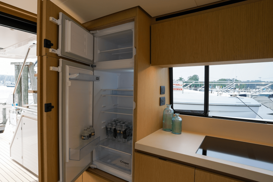62ft Azimut Yacht For Sale