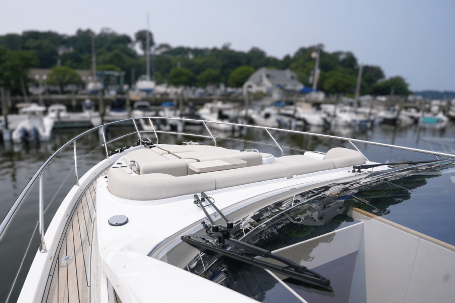 62ft Azimut Yacht For Sale
