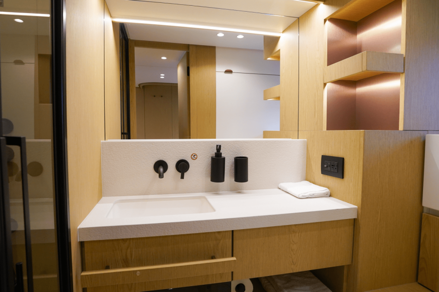 62ft Azimut Yacht For Sale