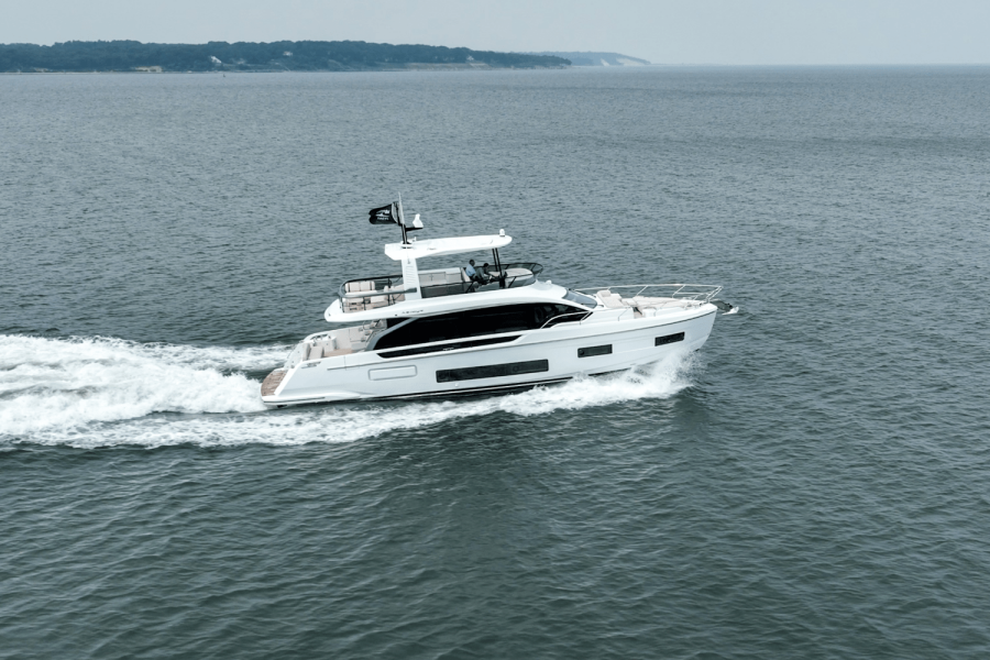 62ft Azimut Yacht For Sale