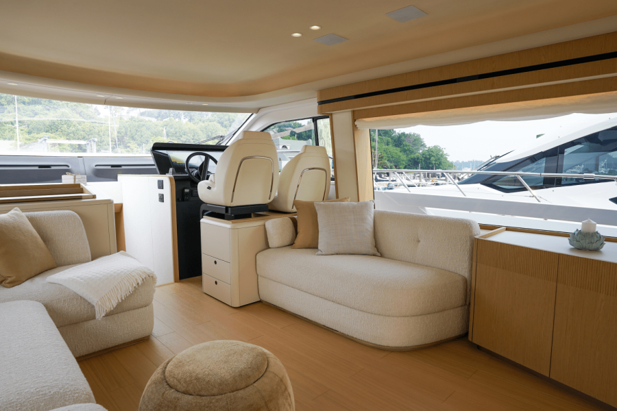 62ft Azimut Yacht For Sale