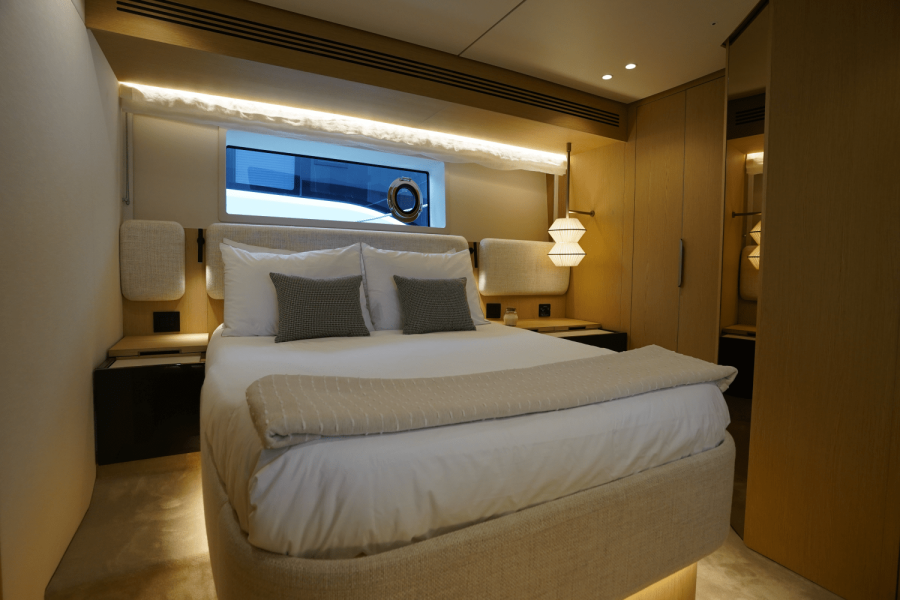 62ft Azimut Yacht For Sale