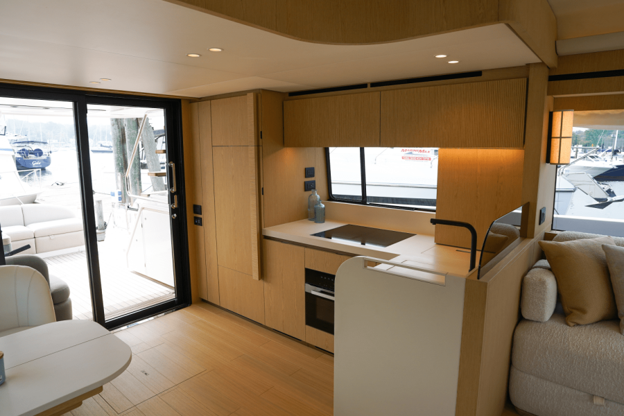 62ft Azimut Yacht For Sale