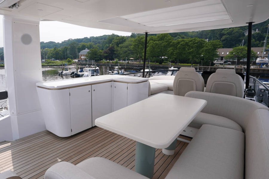 62ft Azimut Yacht For Sale