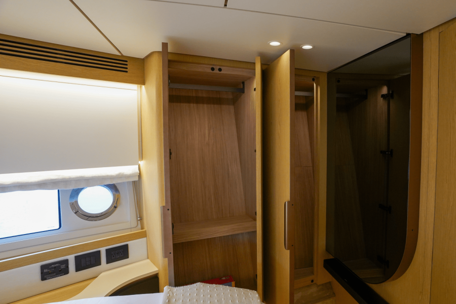 62ft Azimut Yacht For Sale
