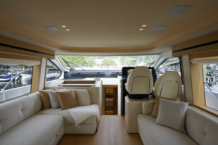 62ft Azimut Yacht For Sale