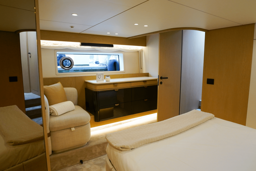 62ft Azimut Yacht For Sale