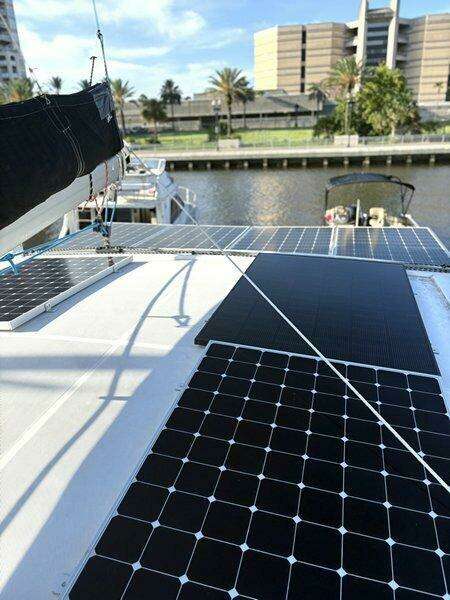 MOONLIGHT LADY 47ft Robertson  amp  Caine Yacht For Sale