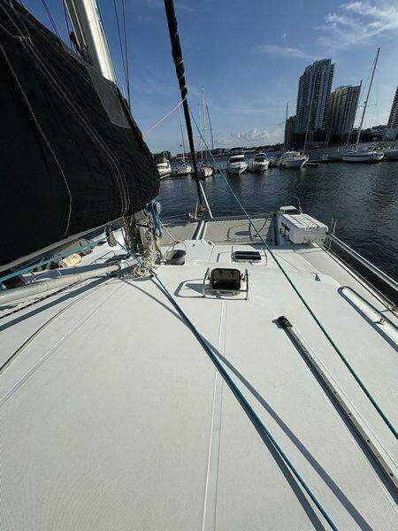MOONLIGHT LADY 47ft Robertson  amp  Caine Yacht For Sale