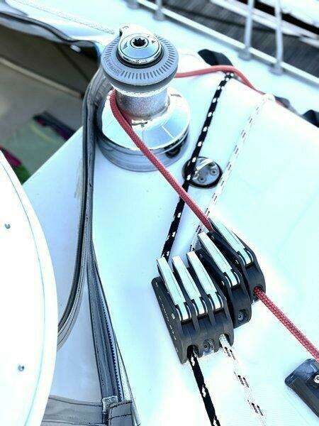 MOONLIGHT LADY 47ft Robertson  amp  Caine Yacht For Sale