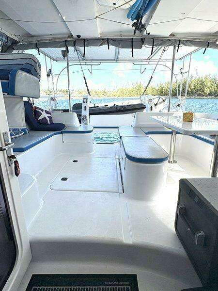 MOONLIGHT LADY 47ft Robertson  amp  Caine Yacht For Sale