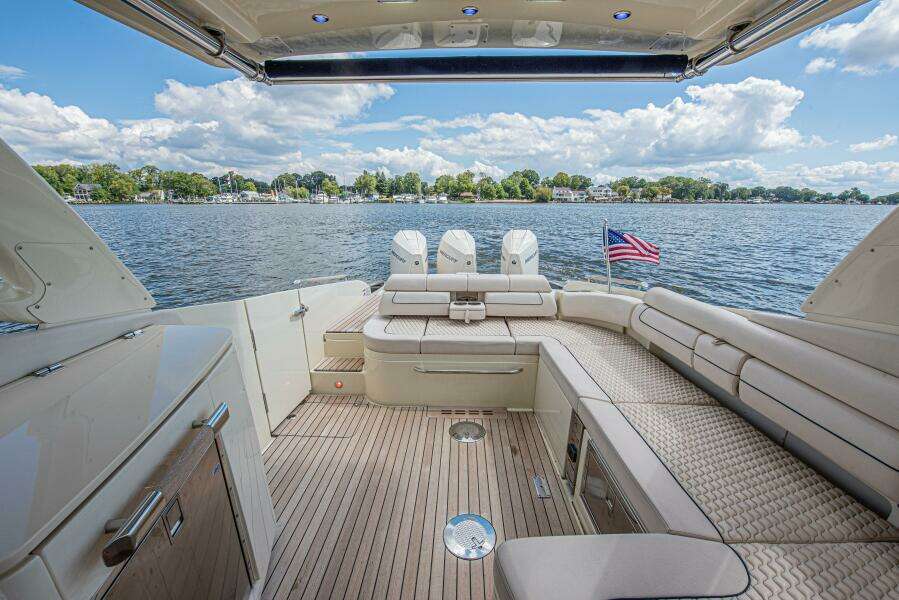 Full Circle 35ft Chris Craft Yacht For Sale