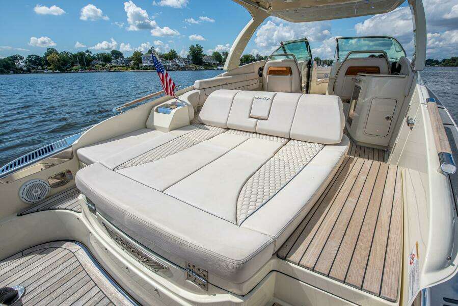 Full Circle 35ft Chris Craft Yacht For Sale
