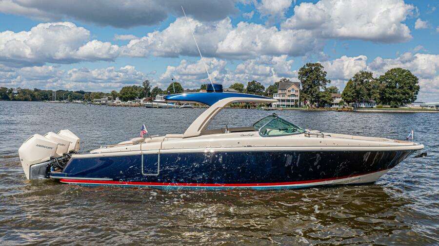 Full Circle 35ft Chris Craft Yacht For Sale