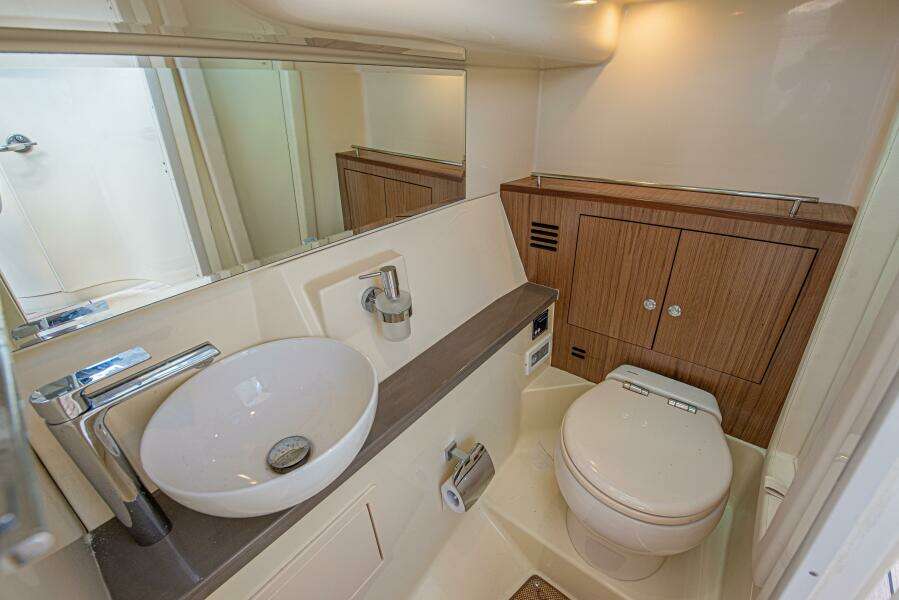 Full Circle 35ft Chris Craft Yacht For Sale