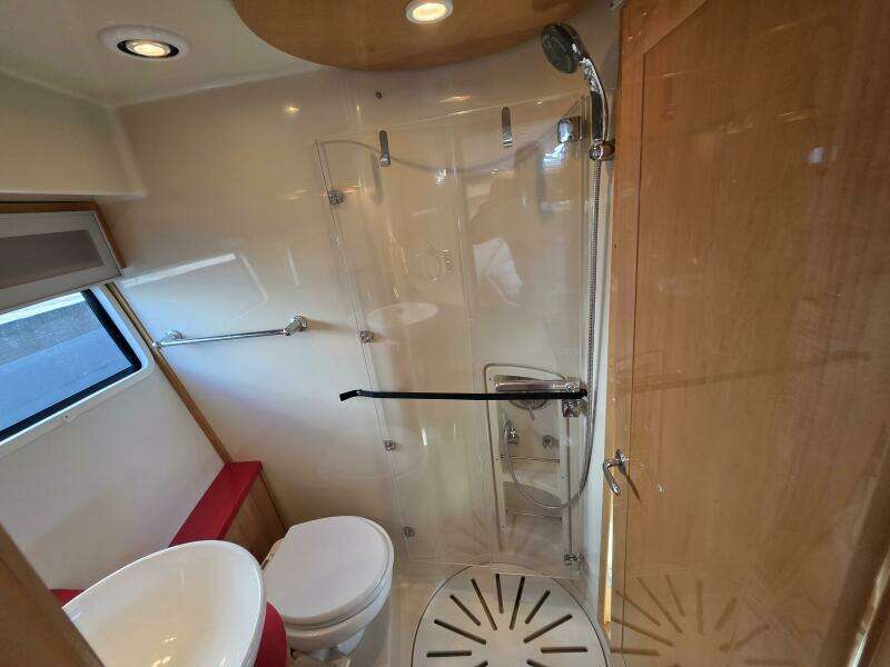 Boaty McBoatface 43ft Four Winns Yacht For Sale