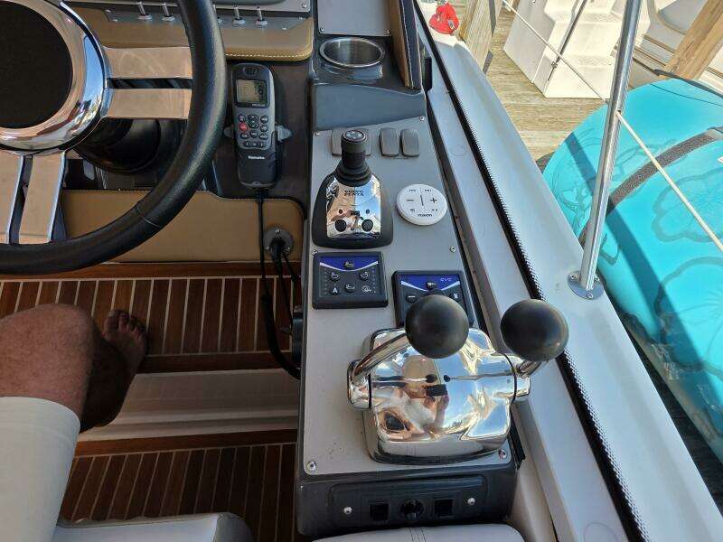 Boaty McBoatface 43ft Four Winns Yacht For Sale