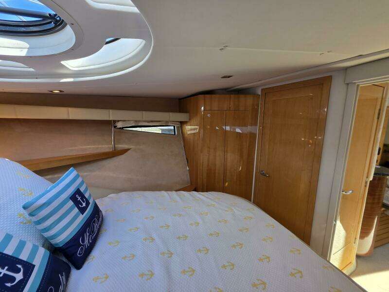 Boaty McBoatface 43ft Four Winns Yacht For Sale