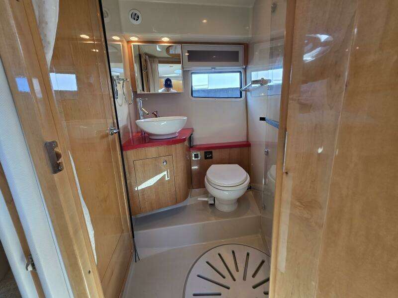 Boaty McBoatface 43ft Four Winns Yacht For Sale
