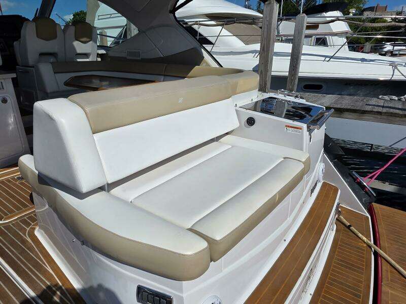Boaty McBoatface 43ft Four Winns Yacht For Sale