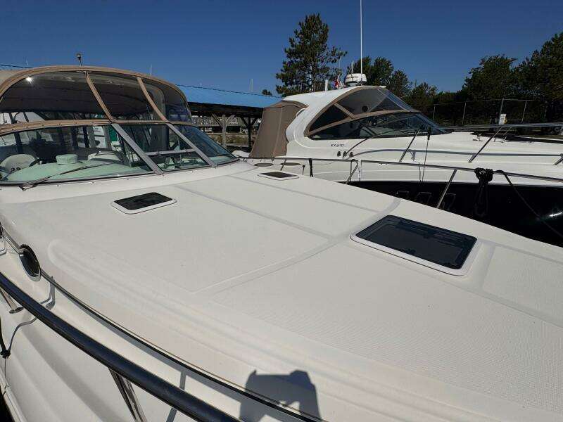 34ft Sea Ray Yacht For Sale