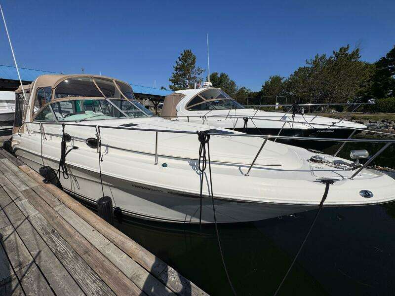 34ft Sea Ray Yacht For Sale
