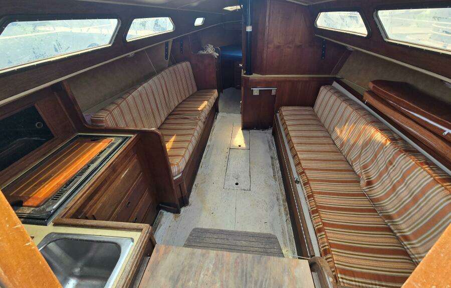 Oma Lisa 28ft Islander Yacht For Sale